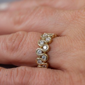 Anillo de compromiso de envoltura totalmente curvada de corte brillante redondo, anillo de compromiso de boda fina de oro sólido de 14K, anillo de propuesta impresionante para amantes - Product Image 5