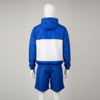 Conjunto Deportivo de Dos Piezas para Hombre, Chaqueta Cortavientos con Capucha y Pantalones Cortos, Estilo Urbano, Color Sólido, con Cierre de Cordón y 100% Nailon