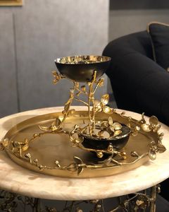 Soporte moderno de metal escalonado para chocolate con acabado mate, diseñado para exhibir postres elegantes, cocinas o cafeterías de lujo - Product Image 3