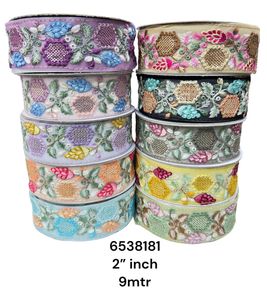 Cordones Bordados florales multicolores de primera calidad hechos a medida para cada ocasión. Ideal para vestidos de novia vestidos de alta costura - Product Image 3