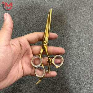 Ciseaux de coiffure professionnels en acier inoxydable, lame tranchante, pour droitiers, manche moyen, finition dorée - Product Image 5