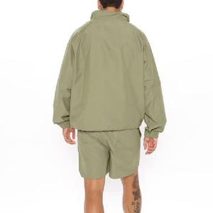 Conjunto Corto Cortavientos para Hombre con Tela Ligera y Elástica para Correr, Senderismo, Viajes y Entrenamiento - Product Image 2