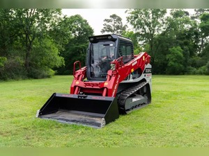 รถตักตีนตะขาบ Takeuchi TL12V2 รุ่นไหลแรงสูง รถตักขนาดเล็ก - Product Image 4