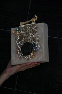 SMART LINKED Handmade Eco-friendly Resin Clutch Luxury Designer Purse Customizable High Quality Best Price Decorative Design - Product Image 6