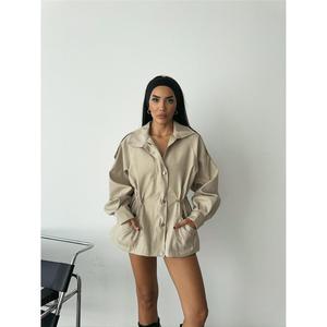 Veste en tissu doux pour femme avec cordon de serrage à la taille et col roulé - Couleur pierre - Product Image 4