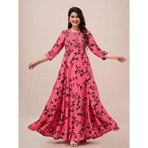 Vestido Maxi ajustado y acampanado con estampado floral Rosa Material de rayón ahumado - Product Image 1