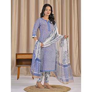 Conjunto Casual de Kurta y Pantalón de Algodón Beige con Estampado a Mano - Product Image 5