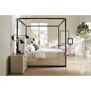 Comò Caracole Classic Silver Lining: Finitura Luminosa, Silhouette Raffinata - Product Image 5