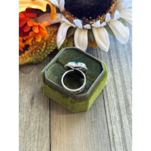 Bague ajustable en argent sterling avec turquoise Mohave faite à la main du sud-ouest - Product Image 5