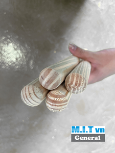 Manche de balai en bois de pin de haute qualité - Durable, lisse et écologique pour les outils de nettoyage - Product Image 4