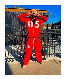 Fabricante envío rápido personalizado 2 piezas de algodón polar chándal para hombres serigrafiado Zip Up Sudadera con capucha y pantalones de chándal holgados conjunto - Product Image 1