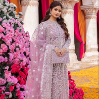 Robes de soirée Punjabi Designer robes formelles pakistanaises indiennes avec travail manuel brodé nouvel article toutes les tailles disponibles