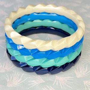 2023 verano Vintage resina acrílico geométrico Irregular brazalete Simple estilo Ángel pulseras para mujeres Nueva joyería al por mayor - Product Image 1