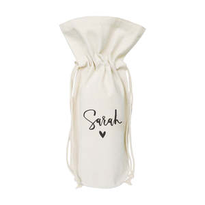 Sac à vin personnalisé avec nom et cœur sur toile, sacs cadeaux personnalisables - Product Image 1