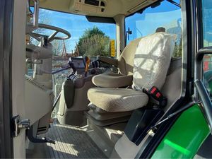 Tracteur John Deere 623R, machines et équipements agricoles - Product Image 4