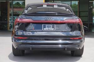 รถยนต์มือสอง Audi e-tron S Sportback quattro Premium Plus AWD quattro Premium Plus 4 ประตู รุ่นปี 2022 ขายส่ง - Product Image 3