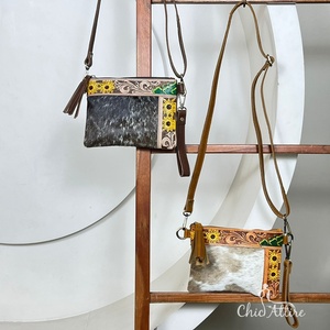 Sac à main en cuir de vachette fait main avec motif de tournesol personnalisé, avec bracelet, bandoulière réglable, mini sac bandoulière pour femmes - Product Image 1