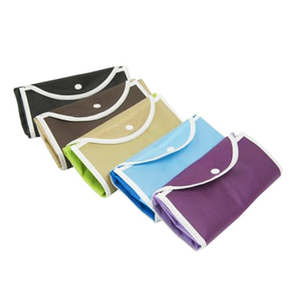 Vente en gros de sacs d'épicerie recyclables non tissés sac fourre-tout pliable avec logo sérigraphié pour la vente au détail au Vietnam - Product Image 3