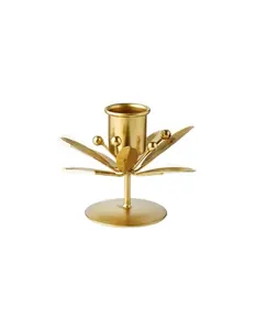 小金属金色高品质家居装饰带叶子设计桌面圣诞装饰烛台