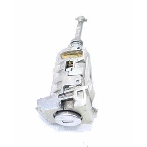 CILINDRO DE PUERTA RENAULT Talisman Sedan 805022715R (15>) - Product Image 1