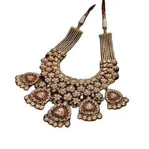 Gioielli di moda 2023 accessori da donna all'ingrosso a forma di cuore in acciaio inossidabile Dubai set di gioielli gioielli