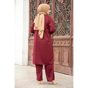 Pijama de mujer cómoda de 2 piezas rojo clarete con detalle de botón frontal - Product Image 1