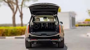 Meilleure <span class=keywords><strong>offre</strong></span> FIRST EDITION Range Land Rover P530 SWB AWD 4.4P Véhicule en or satiné Conduite à gauche et à droite LHDRHD Voitures d'occasion - Product Image 5