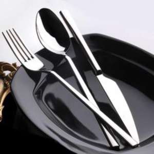 Ensemble de couverts à argenterie en acier inoxydable de style contemporain, artisanat de qualité supérieure et construction légère - Product Image 6