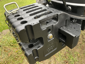 Tractor de cadenas Claas M604 TB-2 usado de 40HP 2WD con cargador frontal, caja de cambios, bomba y motor - Product Image 3