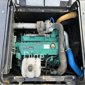 Pelle hydraulique sur chenilles d'occasion Volvo EC210 à vendre en stock à bas prix - Product Image 6