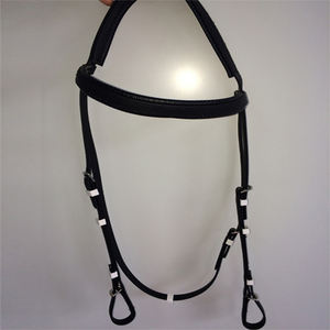 Bride de dressage de cheval complet matériau en nylon synthétique PVC résistant au froid selle en cuir de style occidental activités d'équitation anglaises - Product Image 6