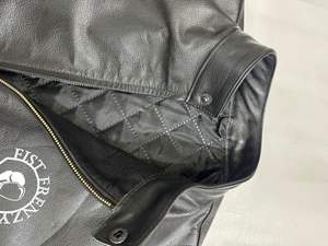 เสื้อแจ็คเก็ตหนังวัวแท้สั่งทำพิเศษ พร้อมโลโก้และสีที่กำหนดเองได้ มีทุกขนาด - Product Image 2