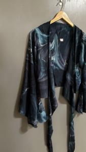 Top à nouer en soie pure pour femmes élégantes haut court d'été Offre Spéciale avec V profond à manches longues style sexy - Product Image 3