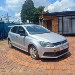 Voiture d'occasion de qualité à prix abordable, Volkswagen Polo Vivo 1.4 Trendline 5 portes, conduite à droite, 2019 - Product Image 1