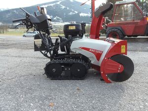 Nouvelle souffleuse à neige Ariens ST28DLE Deluxe SHO 28 pouces à deux étages, démarrage électrique, essence, qualité industrielle et bricolage, moteur sans balais - Product Image 3