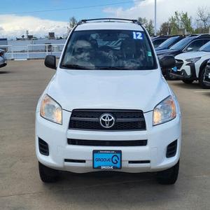 Usado cuidadosamente 2012 Toyota RAVV4 Base 4WD - Product Image 1