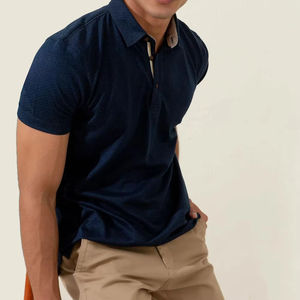 Polos personnalisés ultra confortables pour hommes, vêtements d'été personnalisés de haute qualité, motifs solides anti-rides brodés - Product Image 4