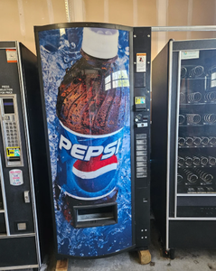 Máquinas Expendedoras Usadas en Buen Estado en Venta, 2 Dispensadores de Alimentos – 2 Dispensadores de Bebidas, Precio Bajo - Product Image 6