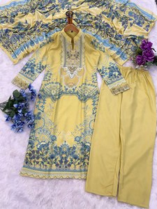 Conjunto Exclusivo para Fiesta de Oficina para Mujer, Completamente Cosido, Top y Falda hasta la Rodilla, Estampado Digital Intenso, Dupatta de Encaje, Color Sólido Natural, Lavable - Product Image 5