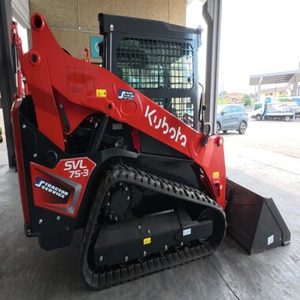 รถตักล้อยาง Kubota SVL75-3 ประสิทธิภาพสูง รถตักขนาดเล็ก พร้อมกระบอกไฮดรอลิก ENERPAC สำหรับขาย - Product Image 1