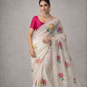 Sari de Seda con Diseño Exclusivo y Elegante Blusa con Estampados Florales, Estilo Étnico Moderno para Fiestas - Product Image 1