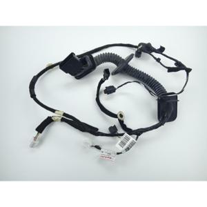 ชุดสายไฟประตูหน้าขวา DACIA Sandero Series (21>) รุ่น 241250817R - Product Image 1