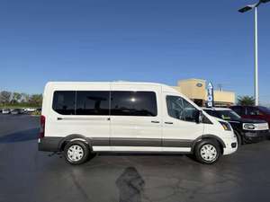 Transit 350 XLT 2025, nouveau, manuel, diesel, R16, conduite à gauche, fourgon avec caméra arrière et galerie de toit métallique, à vendre - Product Image 3