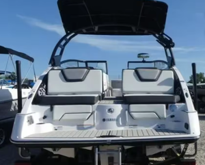 Bateaux Yamaha d'occasion 2021 252SD 7m Bowrider 25 pieds_bateaux de luxe Jetboats Inboards UsedJetDrive à vendre avec remorque - Product Image 3