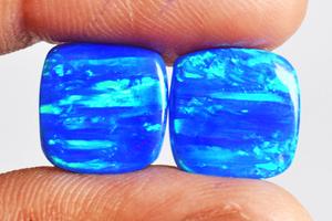 Par de ópalos sintéticos azul verdoso brillantes y llamativos, corte cojín de 11x11x2 mm, ideales para la fabricación de joyas y sanación. - Product Image 4