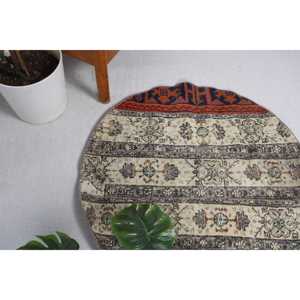 Turkish Vintage <b>Wool</b> Rug 3x3 ft (91x91 Cm) <b>Red</b> Bordered Patchwork Design Eco-Friendly Latex Backing - Product Image 4