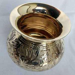Lota Tradicional de Latón Puro para Puja, Lota Hecha a Mano para Rituales Diarios y Festivales - Product Image 5