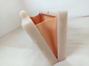 Sacs à main en résine sur mesure avec ornements en pierre et en laiton idéal pour les magasins d'accessoires de mode pour la revente - Product Image 5