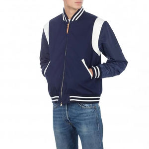Chaqueta Varsity de Invierno con Capucha para Hombre, Personalizada con Logotipo, Diseño Universitario de Béisbol, con Color y Letras Personalizables - Product Image 3