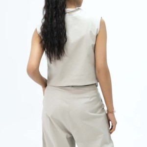 Chaleco de plumón de pato ajustado de nailon OEM 100% para mujer, acolchado bordado con logotipo estampado, venta al por mayor, ropa exterior de algodón 100% - Product Image 5